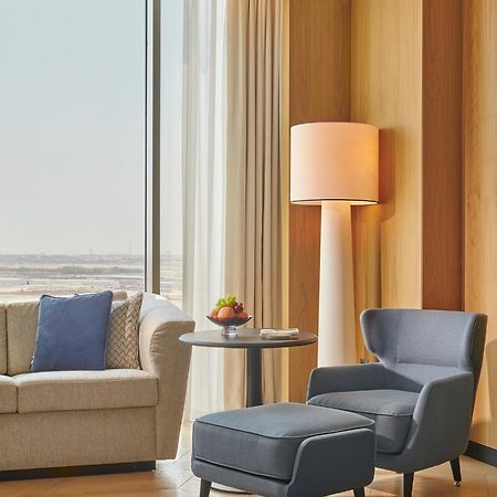 Grand Hyatt Kuwait Ξενοδοχείο Κουβέιτ Εξωτερικό φωτογραφία A floor lamp