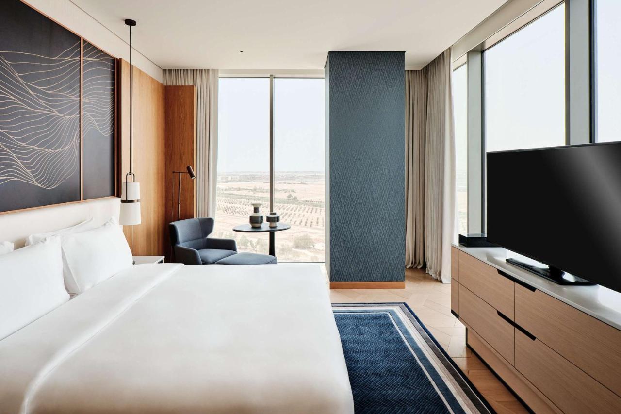 Grand Hyatt Kuwait Ξενοδοχείο Κουβέιτ Εξωτερικό φωτογραφία A bedroom at the hotel